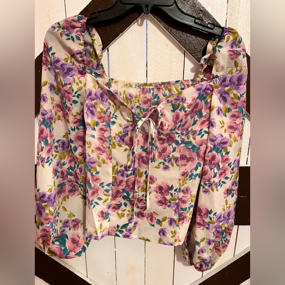 floral long sleeved blouse